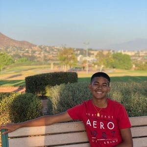 Meet your Posher, Adrian